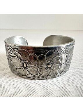Salisbury Pewter July Birth Flower Cuff Bracelet 1" Wide Floral